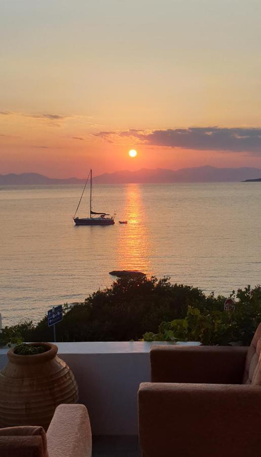 Sunset Holiday House Аркангелос Екстер'єр фото