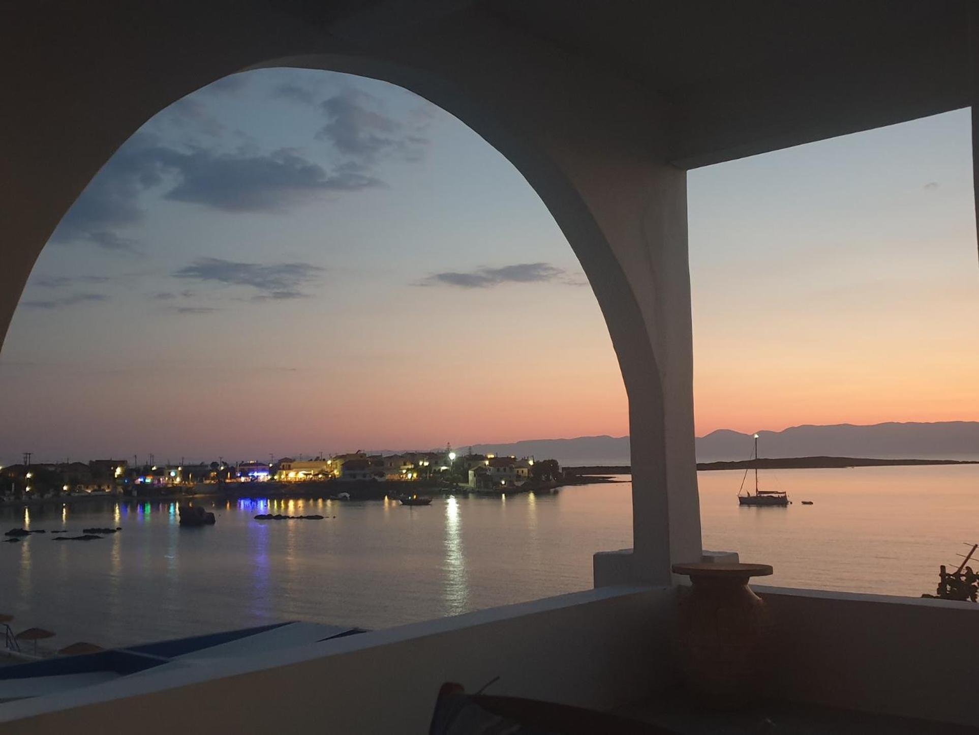 Sunset Holiday House Аркангелос Екстер'єр фото